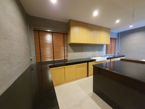 งานมู่ลี่ไม้บาสวูด