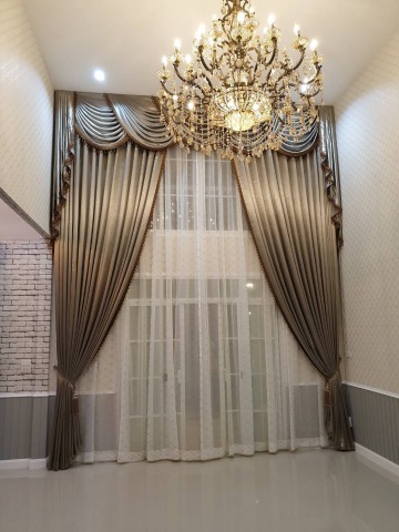 ผ้าม่านโถงสูง